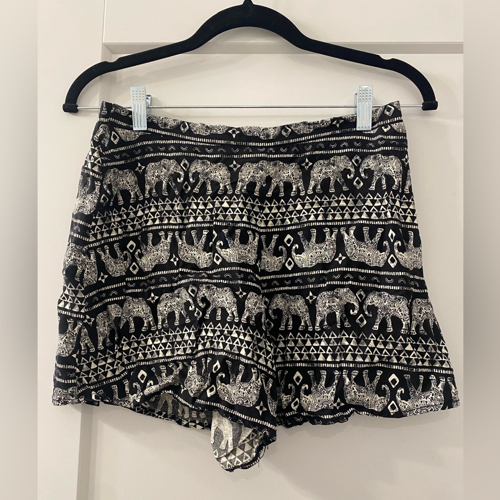 Black and white elephant print shorts